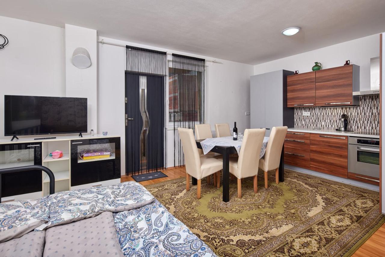 Cutie Apartment Братислава Экстерьер фото